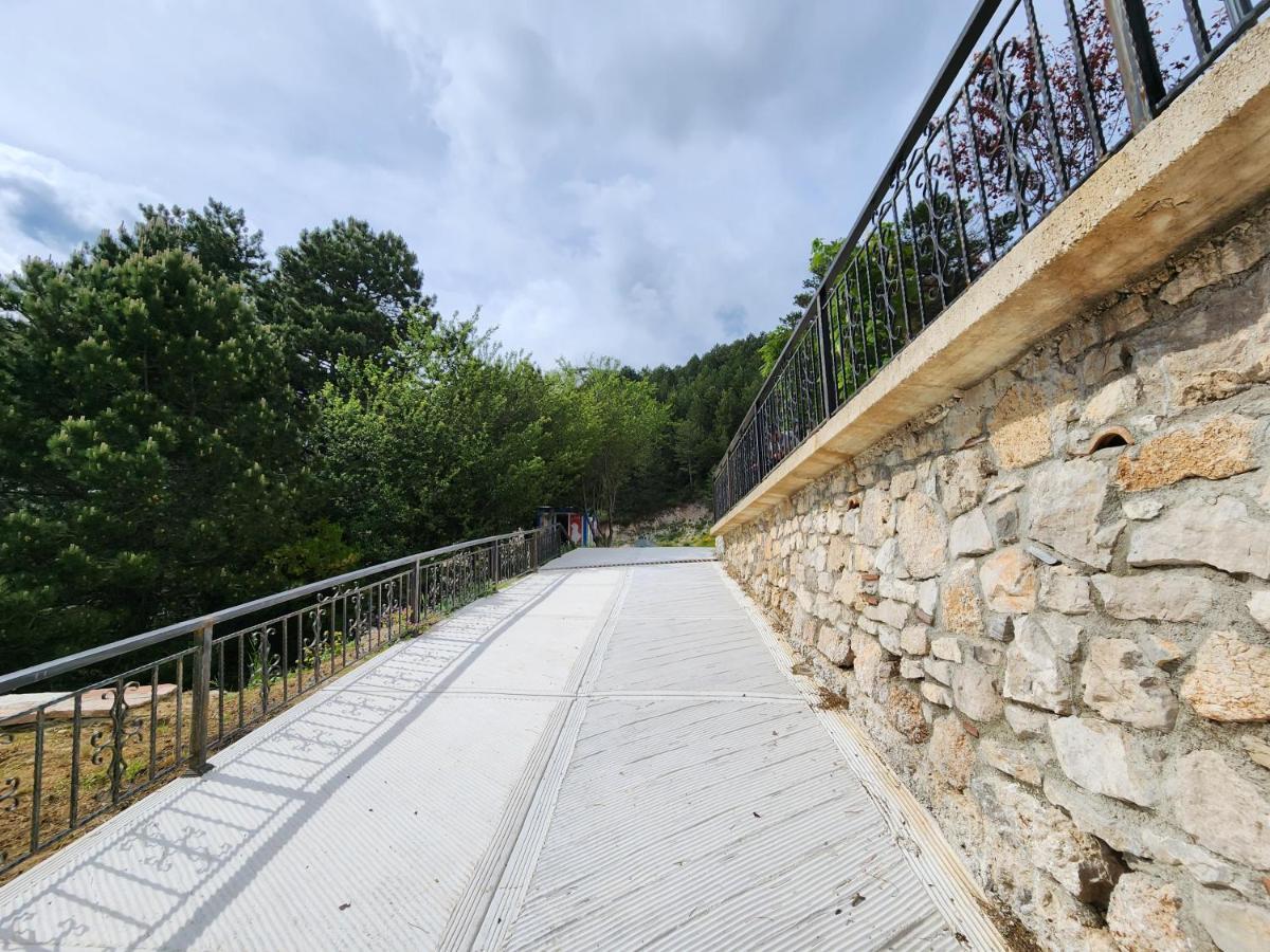 Llogora Dervishaliu Hotel Llogara National Park ภายนอก รูปภาพ